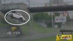 Απίστευτο ατύχημα με Porsche Cayman!