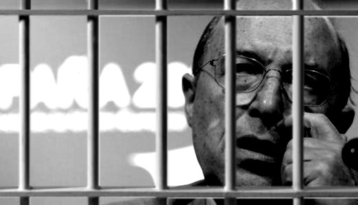 Ο ΚΑΤΑΣΤΡΟΦΕΑΣ ΤΗΣ ΕΛΛΑΔΑΣ – Μέχρι πότε θα κυκλοφορεί ελεύθερος ο Σημίτης;
