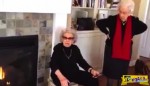 Ξεκαρδιστική γιαγιά 101 χρονών και η μικρή της αδερφή, κερδίζουν τη λατρεία του Internet!