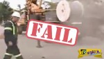 Απίστευτη γκάφα με ανυψωτικό μηχάνημα!