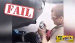 Τρελό Ρώσος μηχανικός βάζει το πρόσωπο του στην εξάτμιση αυτοκίνητου και γίνεται κάτι τρομερά αστείο!