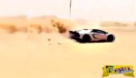 Εν τω μεταξύ, στο Dubai: Οδηγεί την Lamborghini του στην έρημο!