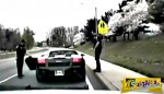 Αστυνομικός σταματάει μια Lamborghini, αλλά μόλις βλέπει ποιος είναι ο οδηγός της δεν πιστεύει στα μάτια του!‏
