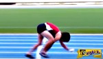 Απλα απίστευτος! Είναι ο πιο γρήγορος άνθρωπος... στα 4!