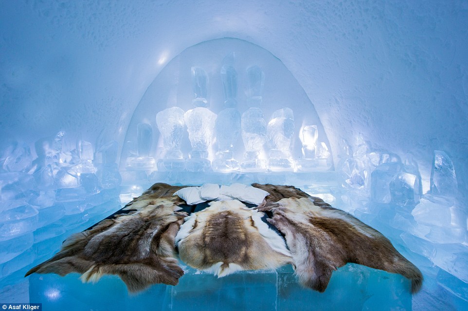 ice-hotel-5