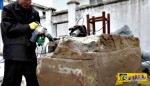Εργάτες στην Κίνα βρήκαν περίεργη μαρμάρινη κατασκευή! Προσπάθησαν να την ανοίξουν και …
