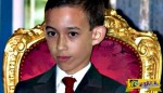 12χρονος πρίγκιπας σιχαίνεται το χειροφίλημα - Ο σπαρταριστός τρόπος που αντιδρά