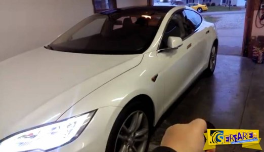 Τα αυτοκίνητα της Tesla που μπορούν να παρκάρουν... μόνα τους!