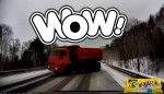 Dancing on ice...: Δείτε πως αποφεύγει το ατύχημα ένα φορτηγό στον πάγο!
