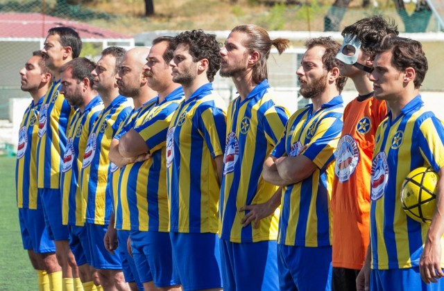 asteras-raxoulas-omada