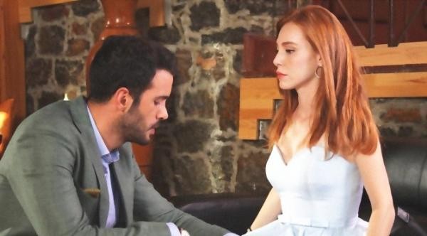 Συμβόλαιο Αγάπης – Επεισόδιο 1, 2, 3, 4, 5