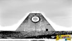 Η μυστηριώδης πυραμίδα που κατασκευάστηκε κατά τη διάρκεια του 20ου αιώνα για να αποτρέψει το «τέλος του κόσμου»