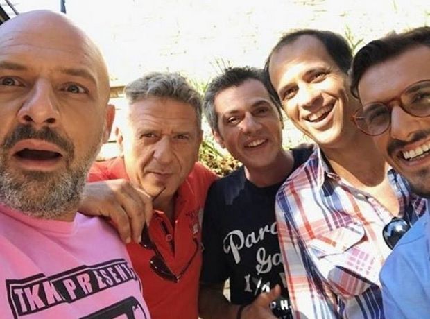 Κάτι χωρισμένα παλικάρια - Επεισόδιο 1 