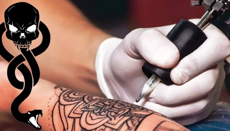 Τατουάζ: Μια επικίνδυνη μόδα που σημαδεύει την υγεία μας