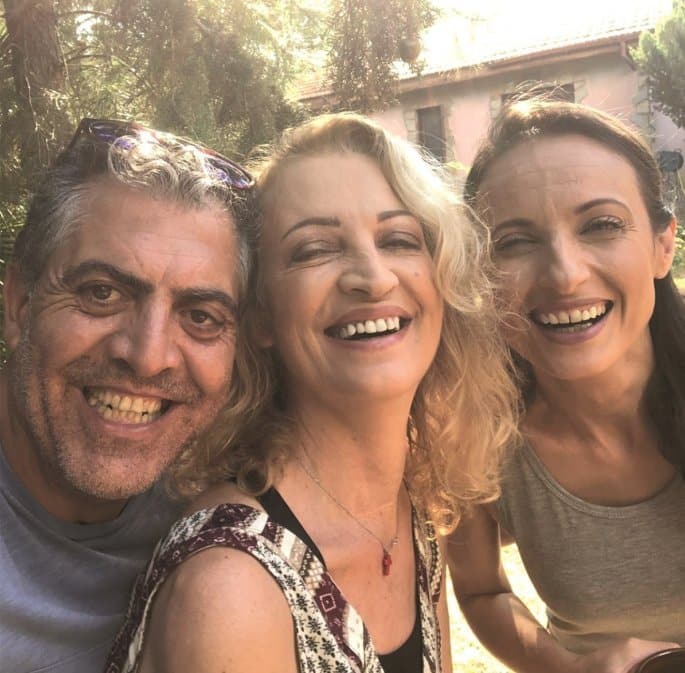 Αστέρια στην άμμο σειρά: Ένας έρωτας ξεθάβει μυστικά, μίση και πάθη