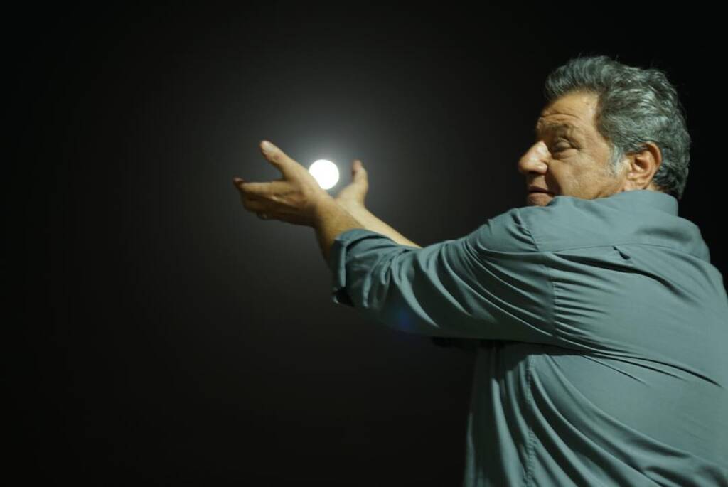 8 λέξεις επεισόδια: Τα κρυφά μυστικά των ηρώων