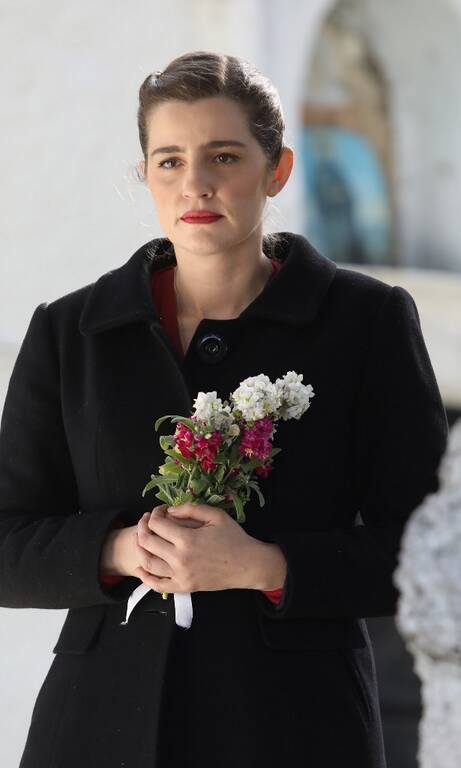 Άγριες Μέλισσες Spoiler: Ο λόγος που ο Κυπραίος παρατάει την Ελένη στην εκκλησία! 