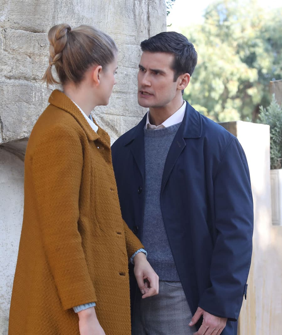 Άγριες Μέλισσες Spoilers: Η Ασημίνα σοκαρισμένη μπροστά σε Νικηφόρο και Δρόσω