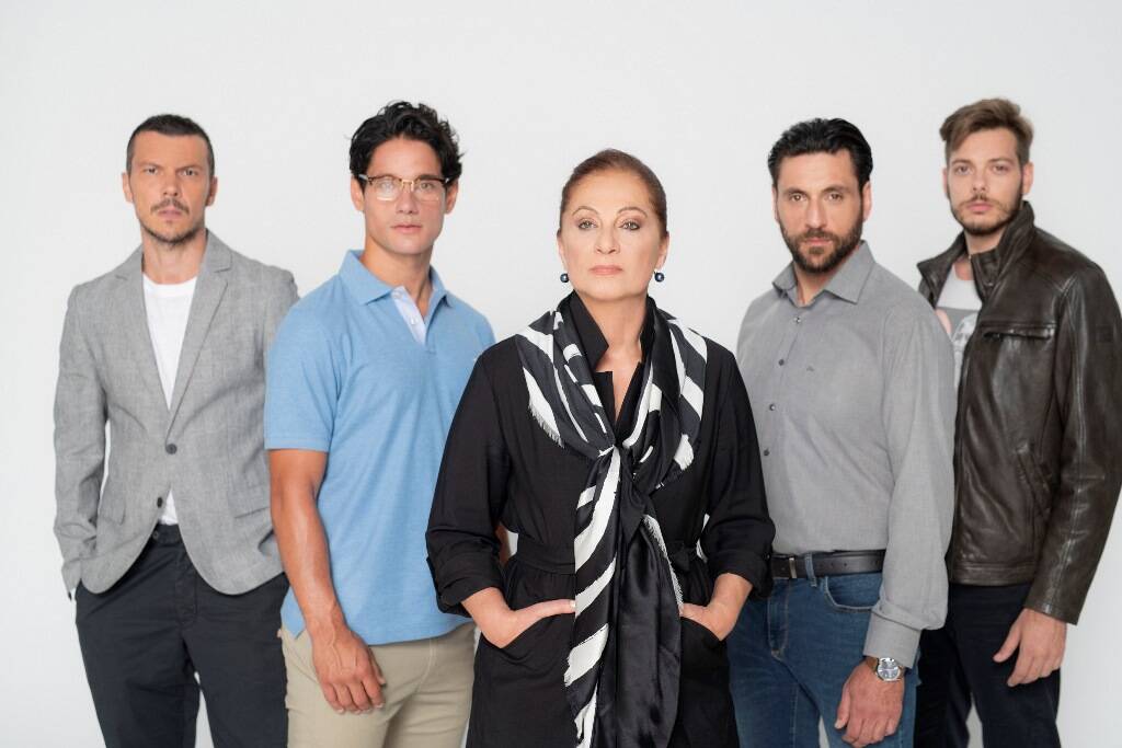 Αγγελική επόμενα επεισόδια: Η Δανάη μαθαίνει για την υιοθεσία της