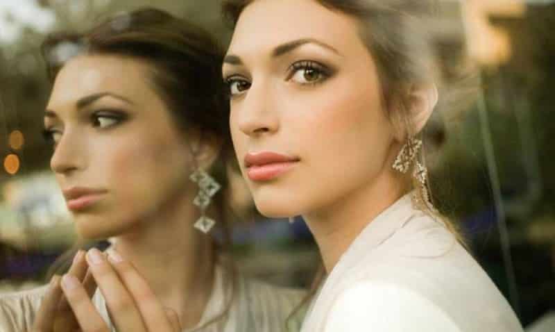 8 Λέξεις ηθοποιοί: Νέα πρόσωπα «κλειδιά» φέρνουν τεράστιες ανατροπές