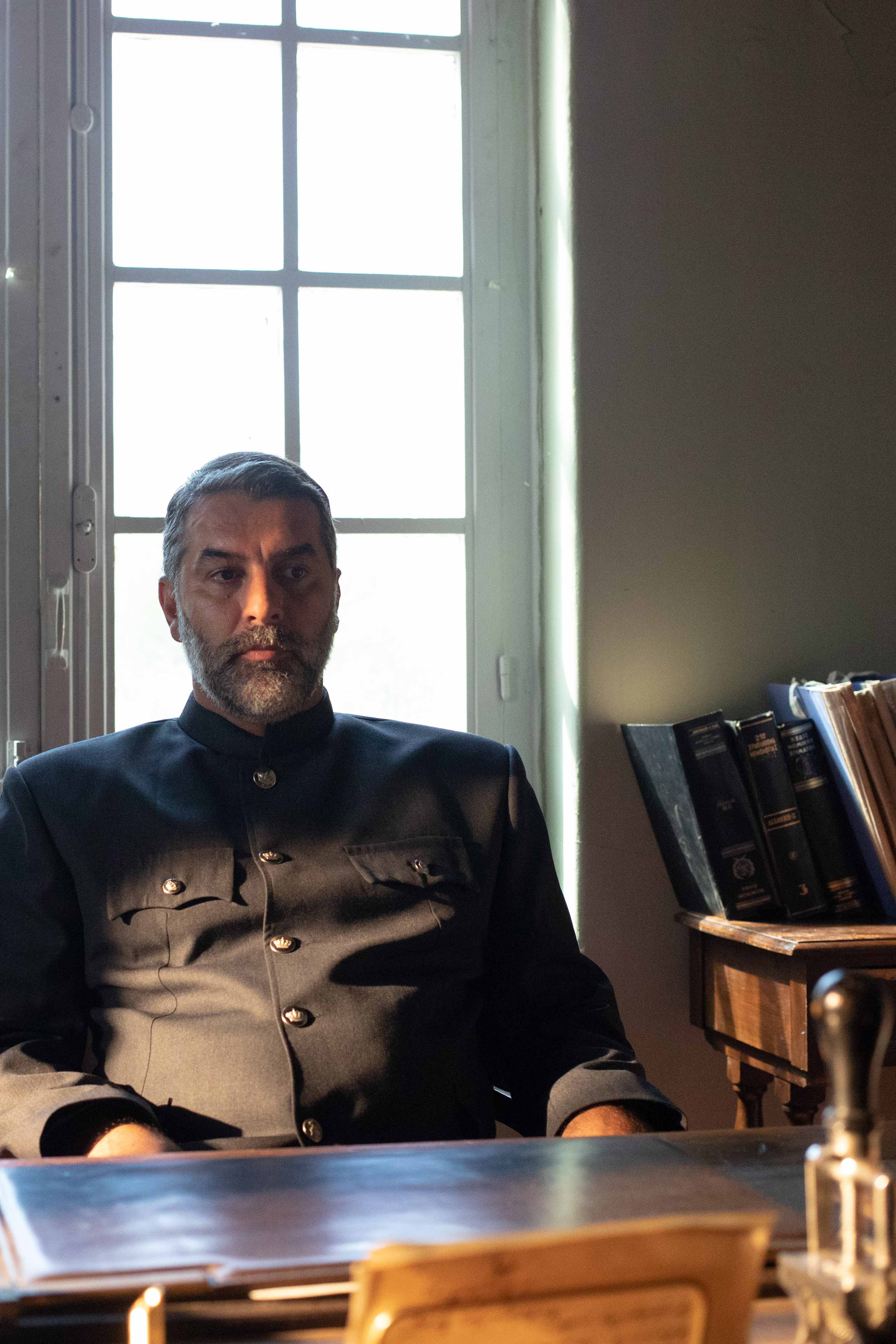 Άγριες Μέλισσες 21/10: Τι θέλει από την Ελένη ο Βόσκαρης;