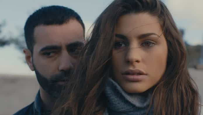 8 Λέξεις Spoiler: Η Ρωξάνη έχει εθιστεί στα σκληρά ναρκωτικά 