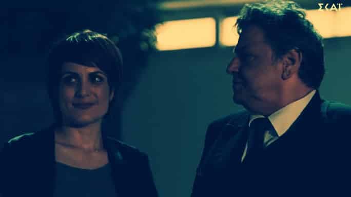 8 λέξεις Spoiler: Στην αγκαλιά του Άκη η Αποστολία