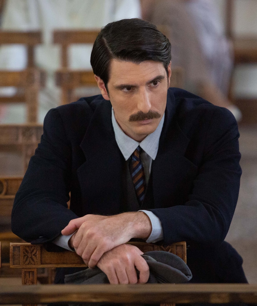 Άγριες μέλισσες: Πως γίνονται έμποροι ναρκωτικών ο Μελέτης και ο Κωνσταντής - Όλο το παρασκήνιο 