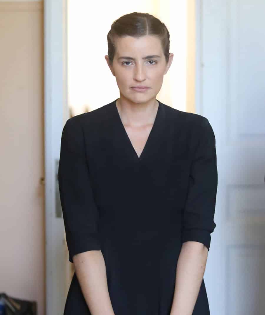 Άγριες Μέλισσες: Η Ελένη μπροστά σε Κακοποίηση, Εγκυμοσύνη, Έκτρωση και στο βάθος ένας Έρωτας