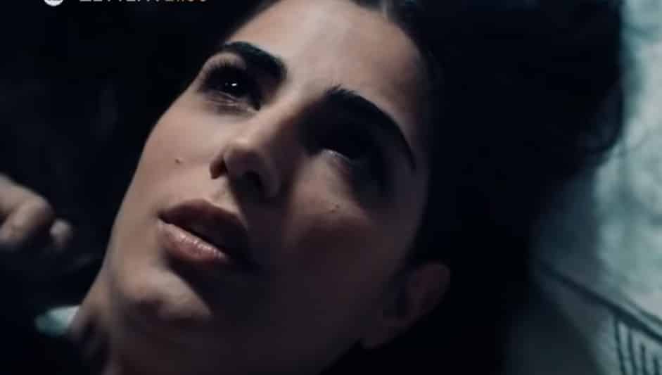 8 Λέξεις εξελίξεις: Άγριο ξύλο στην Βικτώρια από ανθρώπους του Δημήτρη