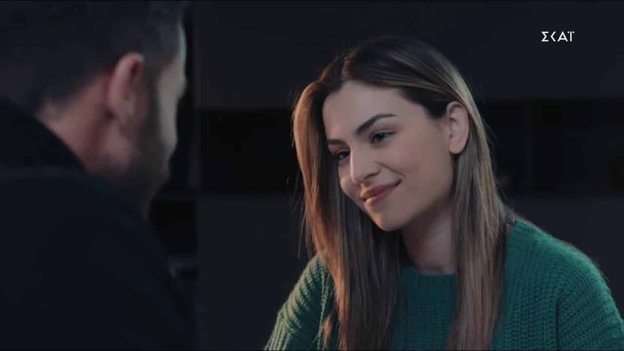 8 Λέξεις: Η Αλίκη έγκυος και η αγωνία του Έκτορα για το παιδί