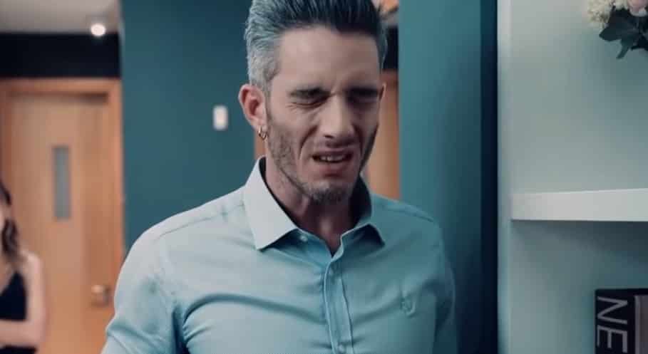 8 Λέξεις εξελίξεις: Άγριο ξύλο στην Βικτώρια από ανθρώπους του Δημήτρη