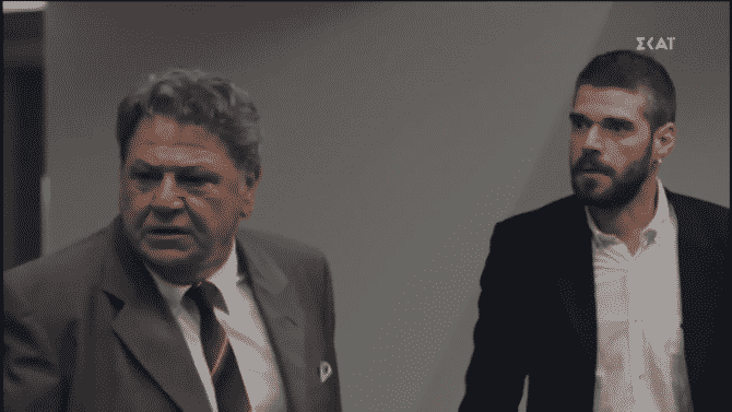 8 Λέξεις Εξελίξεις: Η ερωτική απογοήτευση και η απρόσμενη παραίτηση