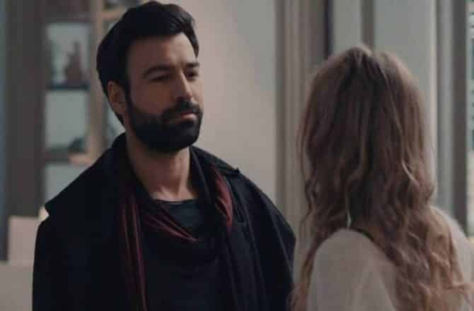 8 Λέξεις Spoiler: Ο Οδυσσέας μάρτυρας σε δολοφονία