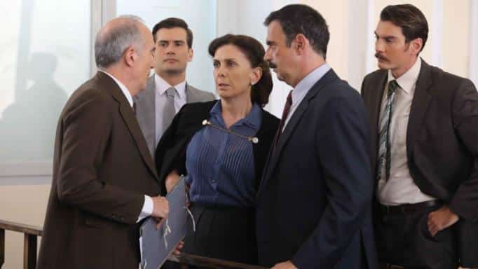 Άγριες Μέλισσες Spoiler: Ο Πόλεμος των Σεβαστών ξεκινάει - Το Διαφάνι στα καγκελα