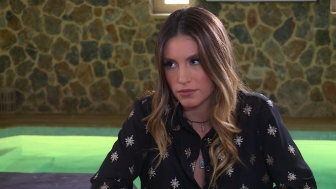 Έλα Στη Θέση Μου ALPHATV: Τα λεφτά κάνουν φτερά από την Φαίη 