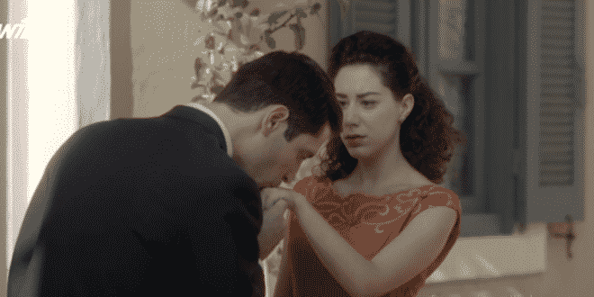 Άγριες Μέλισσες Spoiler: Αλέξης και Πηνελόπη αρραβωνιάζονται  