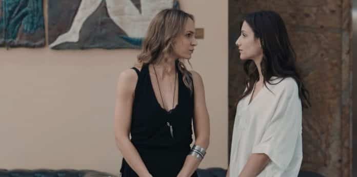 8 Λέξεις Περιλήψεις: Η Σμαράγδα ενδίδει στο φλερτ του Αντώνη - Ο Οδυσσέας ανεβαίνει τον δικό του Γολγοθά