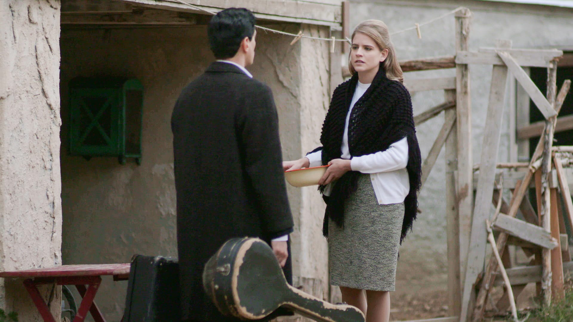 Άγριες Μέλισσες Spoiler: Ο Τάκης θέλει να αρπάξει την Δρόσω και τον μικρό Σέργιο