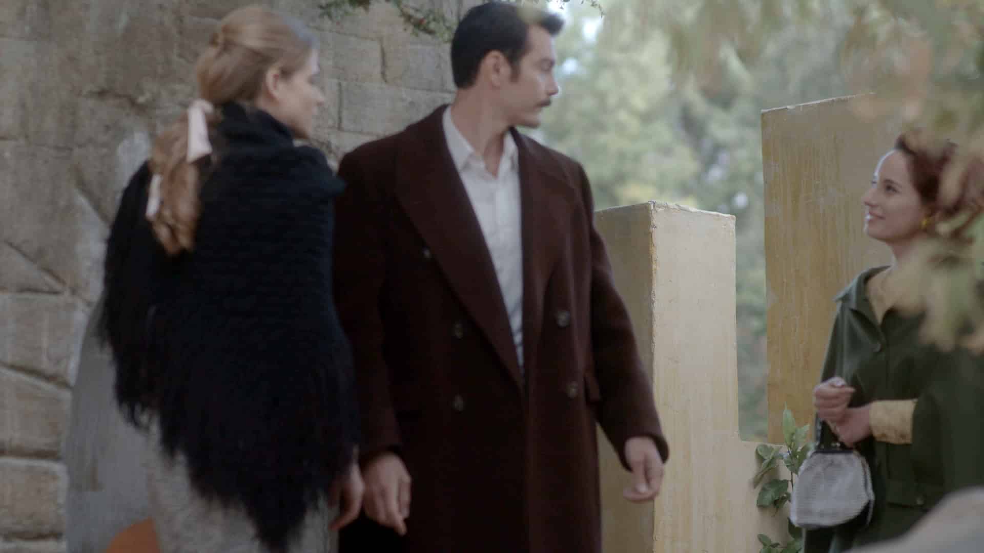 Άγριες Μέλισσες επεισόδια: Μυστικά και ψέματα στη φόρα, ένας ανομολόγητος πόθος και μια μάχη σώμα με σώμα