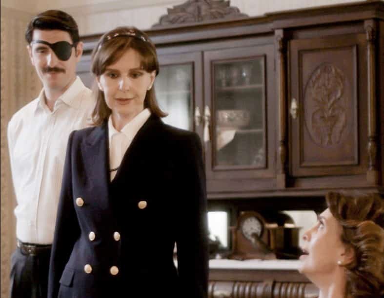 Άγριες Μέλισσες Περιλήψεις: Το Σχέδιο της Ανέτ ξεκινάει 