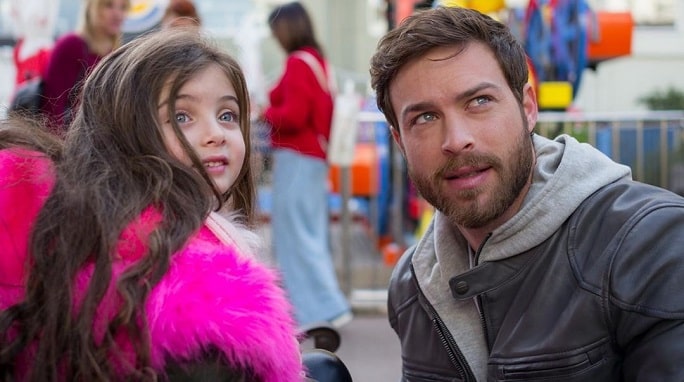 8 λέξεις επόμενα επεισόδια: Ο Μιχαήλ είναι πολύ αναστατωμένος από τη φωτογραφία της Βικτώριας