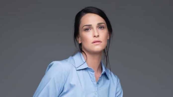 Αγγελική: Τον έρωτα του στην Αγγελική εξομολογείτε ο Στέφανος