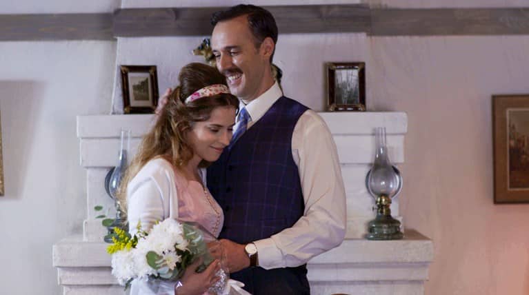 Άγριες Μέλισσες Spoiler: Ο Βόσκαρης κλέβει την Σοφούλα από το σπίτι της