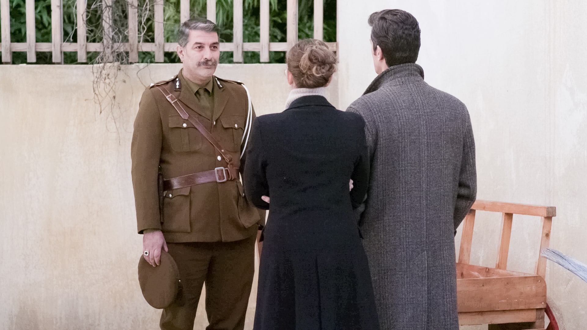 Άγριες Μέλισσες: Τα σχέδια της Ελένης δεν προχωρούν όπως τα έχει φανταστεί...