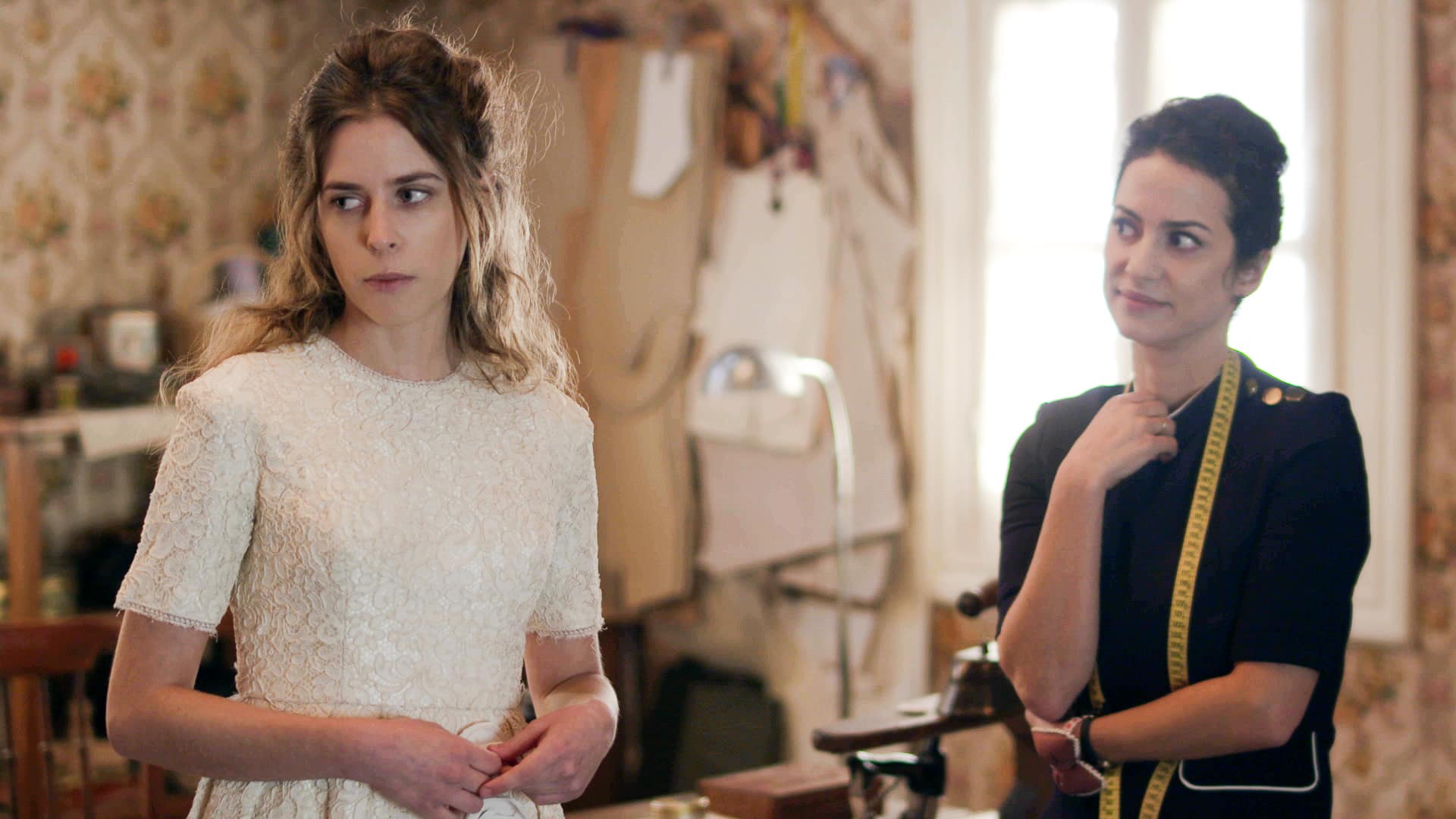 Άγριες Μέλισσες Αντ1: Ελένη και Σοφούλα τιμωρούν τον Βόσκαρη