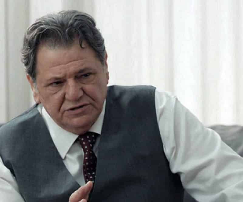 8 Λέξεις: Παραλίγο να πιάσει στα πράσα Αιμίλιο και Ελισάβετ ο Αρώνης