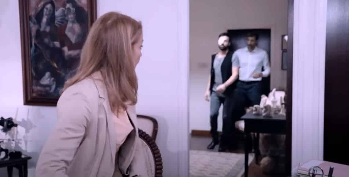 8 Λέξεις Σήμερα 18/01/21 Επεισόδια 155-156 Β Κύκλος: Η Βικτώρια πληροφορείται για ένα ατύχημα