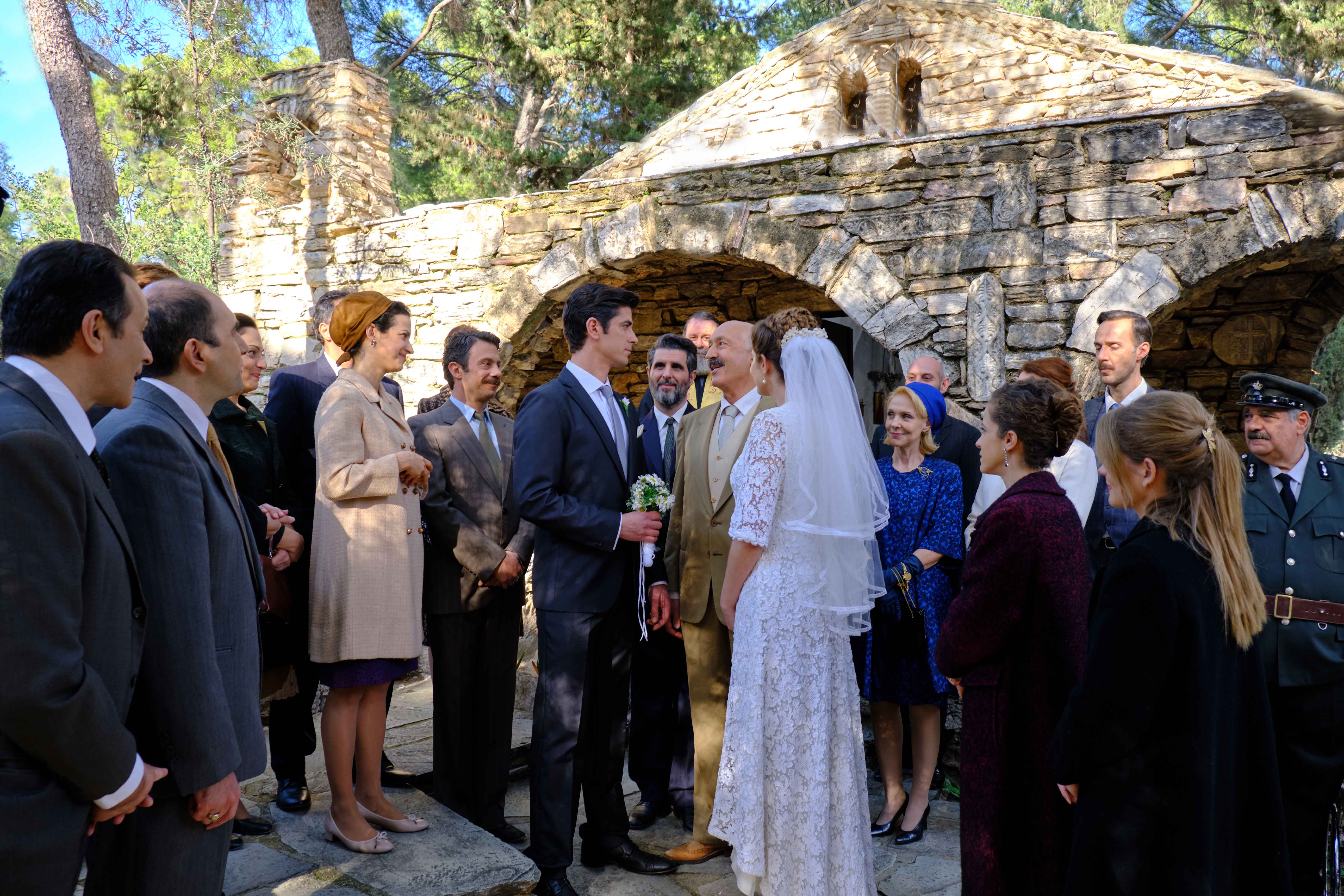 Άγριες Μέλισσες Spoiler: Ο γάμος Ελένης και Λάμπρου δεν είναι αυτό που νομίζεις