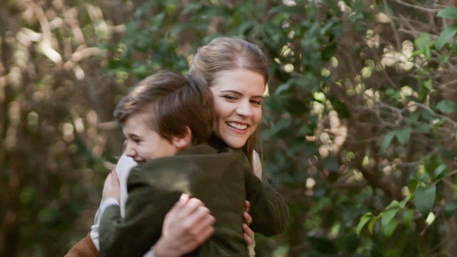 Άγριες Μέλισσες Σήμερα 16/02/21 Επεισόδιο 93 – Η Ζωρζέτ βλέπει πως δεν έχει ελπίδες με τον Μελέτη